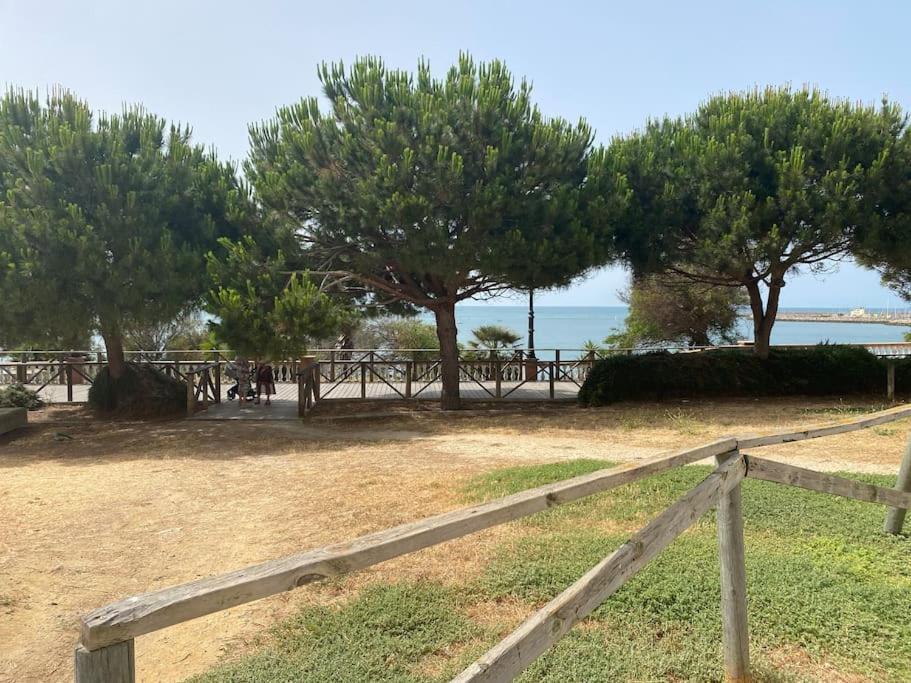 Apartamento A Unos Pasos De La Playa Rota Exteriör bild